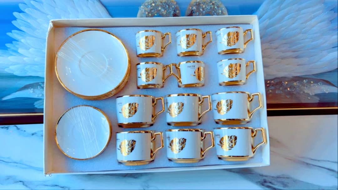 Kit de 24 Pièces Soucoupe VIP